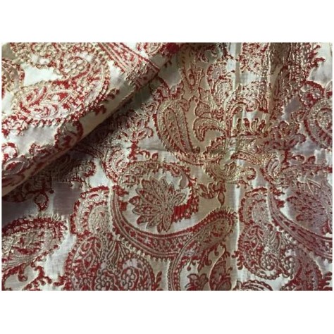 Tissu Brocart Double Face Au Mètre De Luxe En Motifs Jacquard  Rouge Sur Fond Doré Or Pour Robes, Tailleurs Et Caftans.