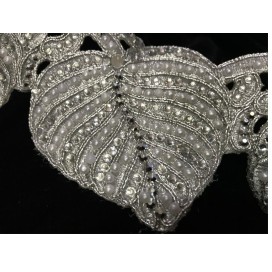 Galon Ruban Brodé Argenté En Perles Blanches Et Strass  Pour Décorations Caftans Et Customisations.