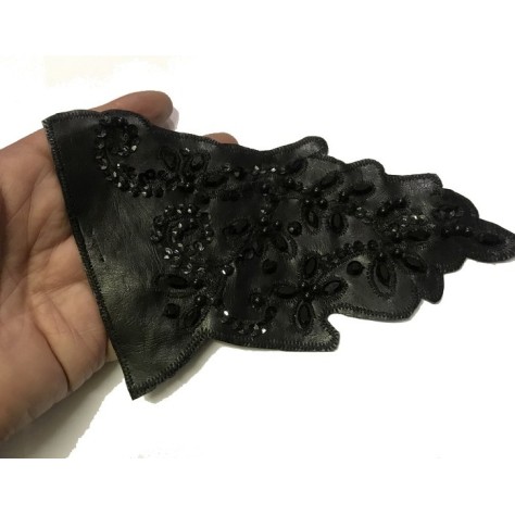Motif Patch, Applique, En Simili Cuir Noir Orné De  Perles Et  De Sequins