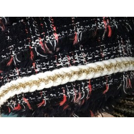 Galon Au Mètre Style " Chanel" Ecru au Mètre Orné de Fil Doré