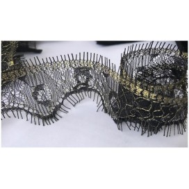Dentelle Chantilly Noir Filé Or Couture Au Mètre