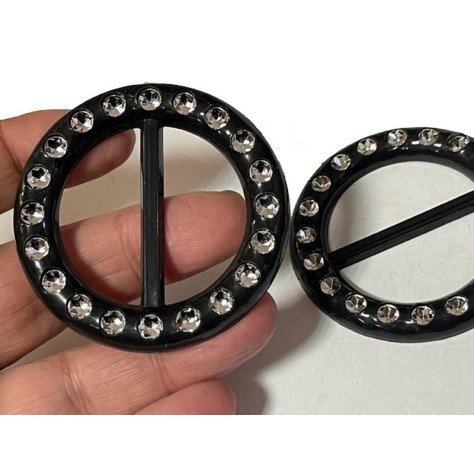 Boucle Strass Ronde Noir Pour Ceinture A Coudre, Pour Décorations Et Customisations.