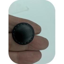 Bouton simili Cuir Noir en diamètre 22 mm avec Impression Sellier à coudre