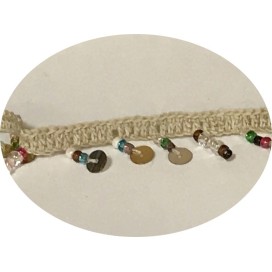 Frange En 2 cm en Perlé Beige au mètre sur ruban macramé