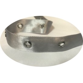 Bande à Oeuillet Sur Satin Gris Au Mètre  Coudre Pour Agrafage et Serrage