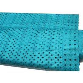 Broderie Anglaise Vert Canard En Tissu  Ajourée En Coton  Au Mètre En Grande Largeur