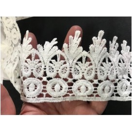 Galon Dentelle Guipure Au Mètre En 8 Cm Blanche Festonné Pour Customisations Et Décorations.