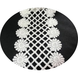 Guipure Au Mètre En Entre Deux Au Mètre En 8.5 cm Cm Blanche Pour La Customisations Et Décorations De vetements.