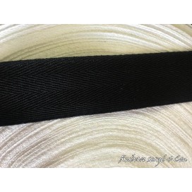 Ruban Sergé Blanc Coton Au Mètre En Grande Largeur De 4 Cm  A Coudre Pour Loisirs Créatifs Et Décorations.