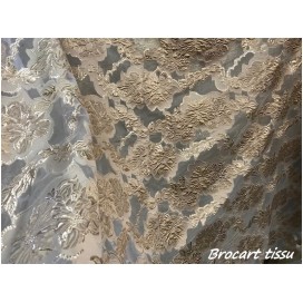 Tissu Brocart Au Mètre De Luxe En Motifs Fleurs Floqué Doré or Sur Organza Imprimés Et En Relief .