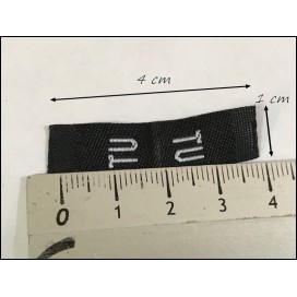 Etiquette De Vêtements Blanches " Tailles Unique " Par 100 Pièces  Découpées A Coudre, Contexture Pour Confection.