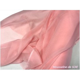 Tissu Mousseline de Soie Rose haute Couture Au Mètre.