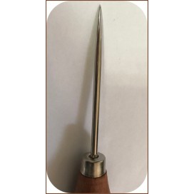 Poinçeau manche en bois pour la couture