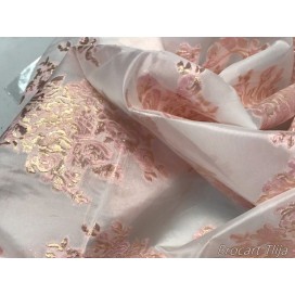 Brocart Tlija Au Mètre De Luxe En Motifs Fleurs Doré Or Sur Organza Rose Pour Robes, Tailleurs Et Caftans