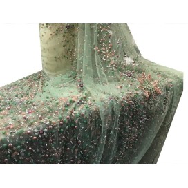 Tissu Haute Couture Pérlé Sur Résille Vert Tilleul Pour Caftans Et Cérémonies.