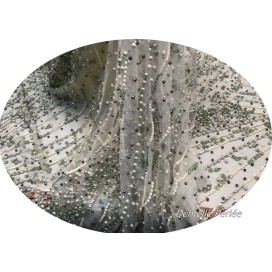 Tissu Haute Couture Pérlé Sur Résille BlanchePour Caftans Et Cérémonies.