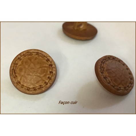 Bouton simili Cuir Tabac en diamètre 18 mm à coudre, bouton façon cuir à queue