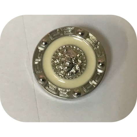 Bouton argenté Ecru  Style " Versace " à Coudre En Taille 22 mm Pour Customisations de vêtements.