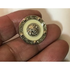 Bouton argenté Ecru  Style " Versace " à Coudre En Taille 22 mm Pour Customisationsde vfetements.