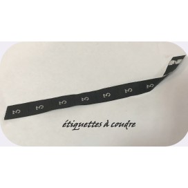 Etiquette De Vêtements Noir " Taille 3" Par 100 Pièces  A Coudre, Contexture Pour Confection.