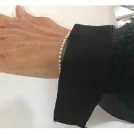 Bande de Bord-Côte Noire Élastique en Jersey : Pour une Finition Élégante et Professionnelle de Vos Créations