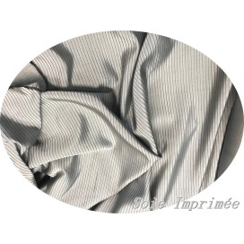 "Élégante soie imprimée :...