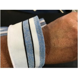bord-côte blanc et Bleu ciel argenté en tissu jersey : Une touche de style pour vos poignées de manche et bas de blousons"