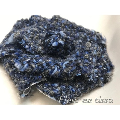 Fleurs en tissu Bleu indigo style chanel pour la customisation