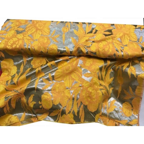 Tissu Brocart  Jaune Doré haute Couture au mètre