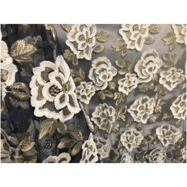 Tissu Brodé Couture Sur Tulle Résille Marine Orné De Motifs Fleurs Blanches et Doré Or.
