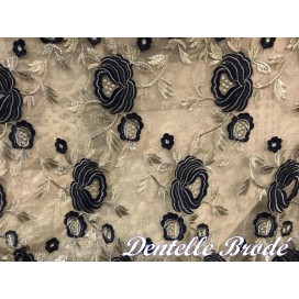 Dentelle Tissu Brodé Couture Sur Tulle Résille  Doré Or Orné De Motifs Fleurs Bleu Marine et Doré Or Or.