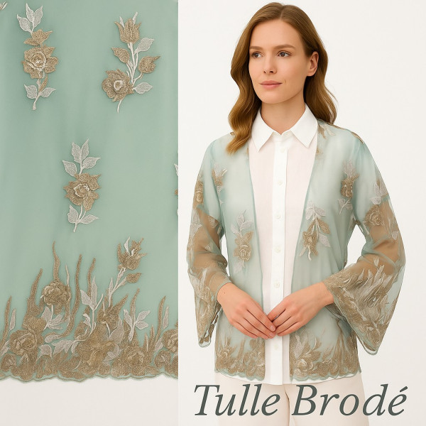 Tissu Dentelle Brodé Couture Rose Sur Tulle Résille Transparent Orné De Motifs Fleurs Rose et Beige Doré Or.