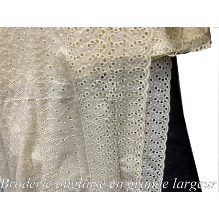 Broderie Anglaise jaune En Tissu  Ajourée En Coton  Au Mètre En Grande Largeur