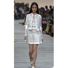 Tissu Plissé de Soie Satiné De Couleur Ivoire, Pour Customisation, Mariage et Cérémonie.