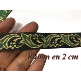 Galon Ruban Doré Or Fantaisie  Sur Fond Noir en 2 Cm.