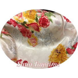 Tissu Satin Imprimé En Motif Fleurs  Rouge Pour Fabrication de vetements et customisations.