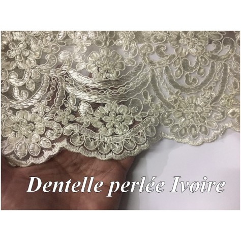Dentelle Perlée Ivoire  Couture Au Mètre  En Grande Largeur, Pour Robes De Mariage Et Cerémonie.
