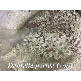 Dentelle Perlée Ivoire  Couture Au Mètre  En Grande Largeur, Pour Robes De Mariage Et Cerémonie.