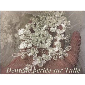 Dentelle Perlée Ivoire  Couture Au Mètre  En Grande Largeur, Pour Robes De Mariage Et Cerémonie.