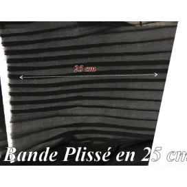 Bande De Tissu Plissé En mousseline noir  Au mètre  De 25 Cm De Largeur A Coudre, Pour Décoration et Customisation.