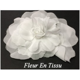 Fleurs En Tissu Blanches A coudre Pour La Décoration Et Customisation