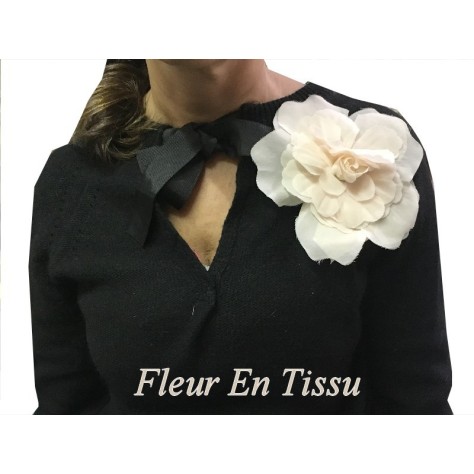 Fleurs Couleur Chair En Tissu A coudre Pour La Décoration Et Customisation