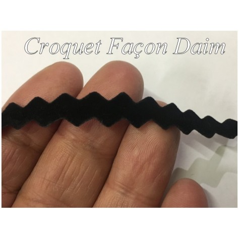 Croquet Noir Façon Daim Au Mètre